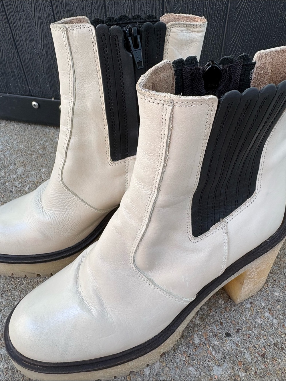 Free People James Chelsea Boot Bone Size 37 6.5 or 7 Leather Ankle Boot